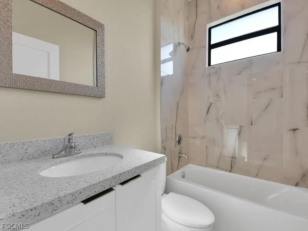 800 NW 3rd Avenue Cape Coral FL 33993