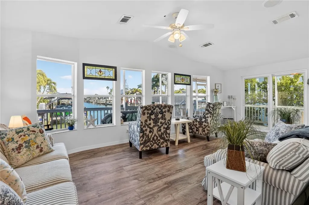 1595 Main Street Fort Myers Beach FL 33931