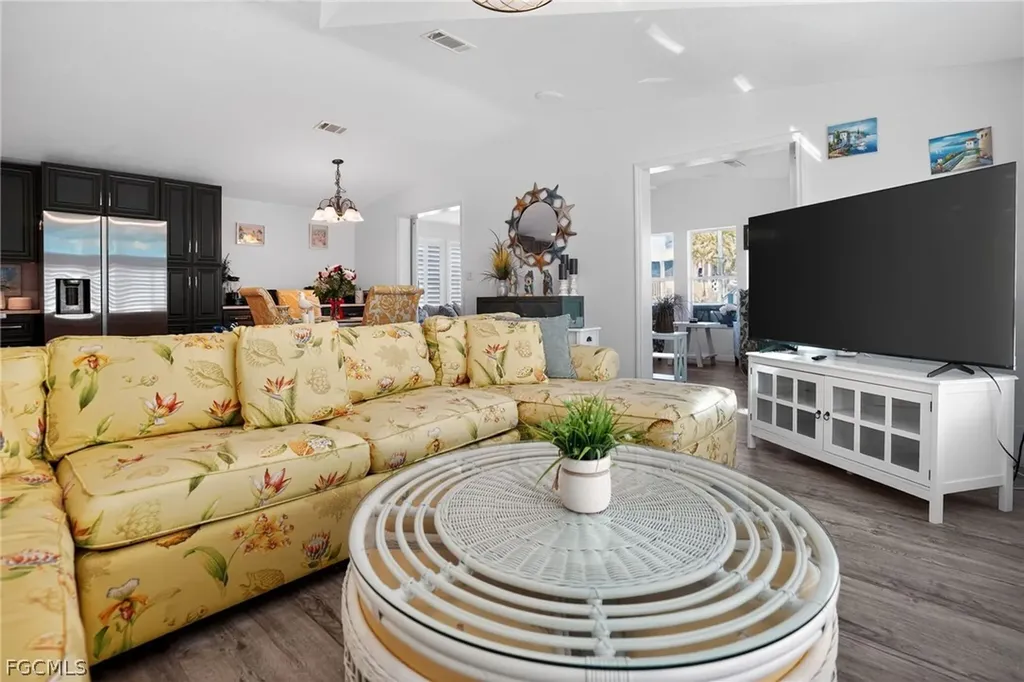 1595 Main Street Fort Myers Beach FL 33931