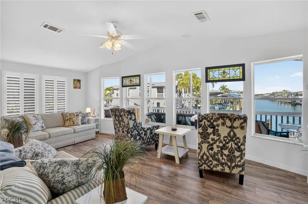 1595 Main Street Fort Myers Beach FL 33931