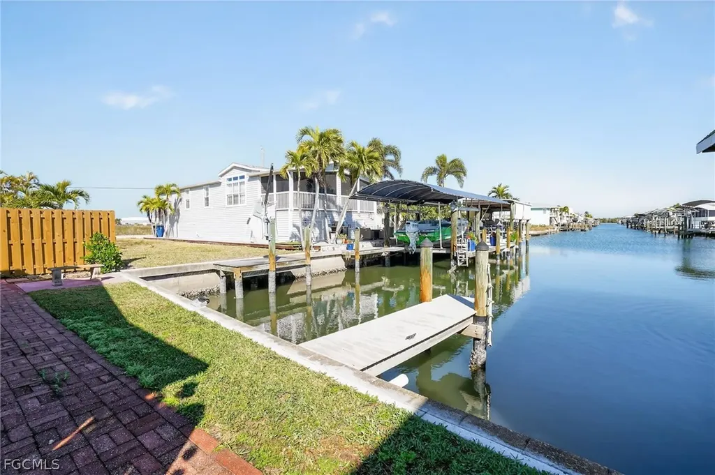 1595 Main Street Fort Myers Beach FL 33931