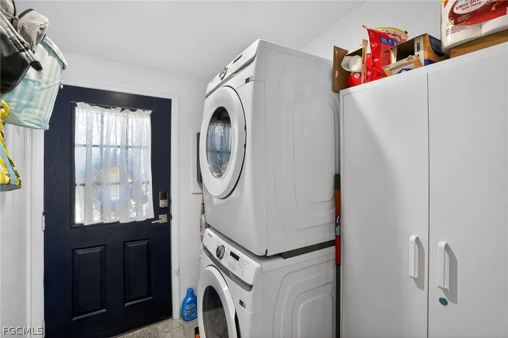 1595 Main Street Fort Myers Beach FL 33931