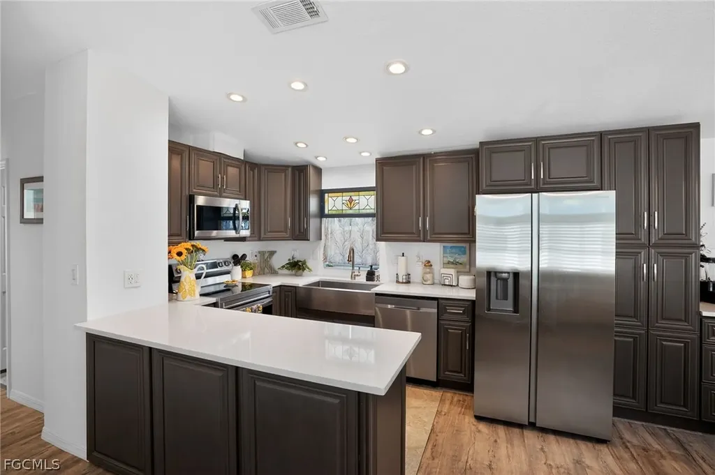 1595 Main Street Fort Myers Beach FL 33931