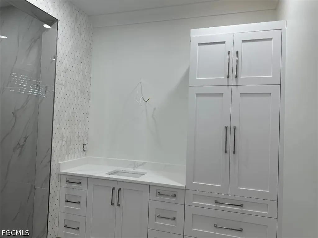 2203 SW 52nd Street Cape Coral FL 33914