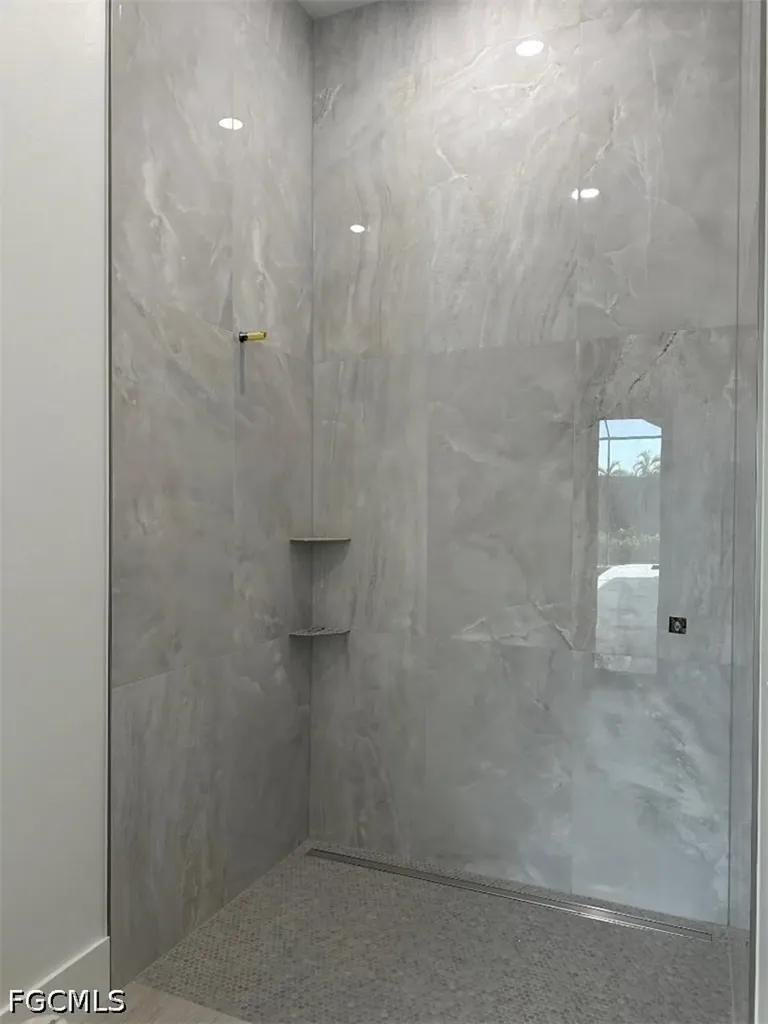 2203 SW 52nd Street Cape Coral FL 33914