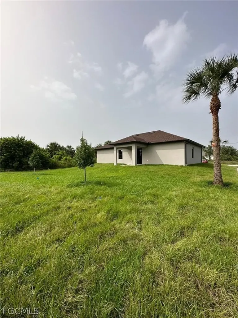 2801 1st Street W Lehigh Acres FL 33971