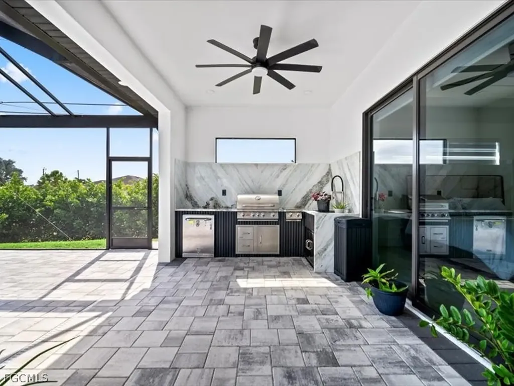 801 NW 38th Place Cape Coral FL 33993
