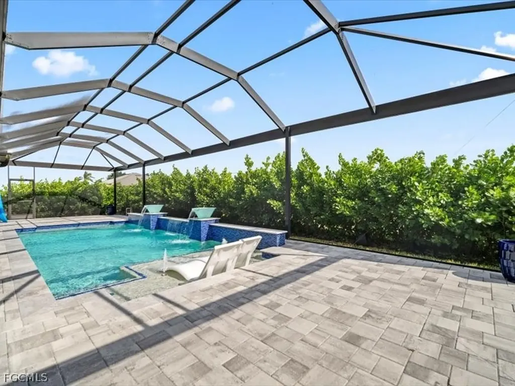 801 NW 38th Place Cape Coral FL 33993