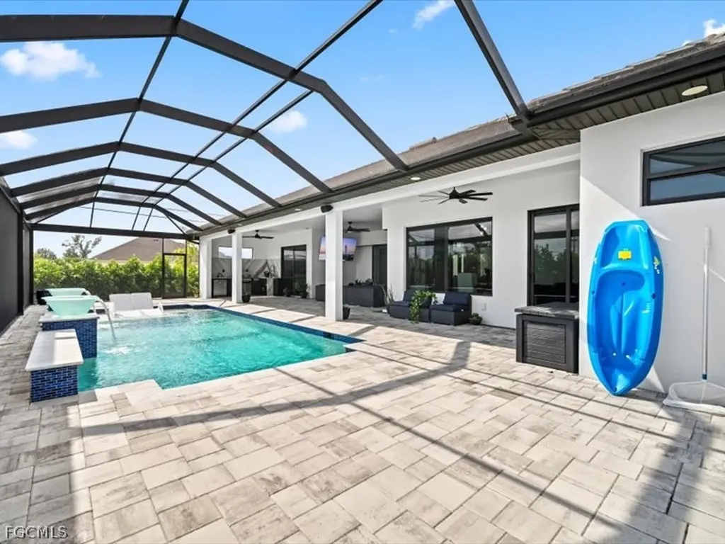 801 NW 38th Place Cape Coral FL 33993