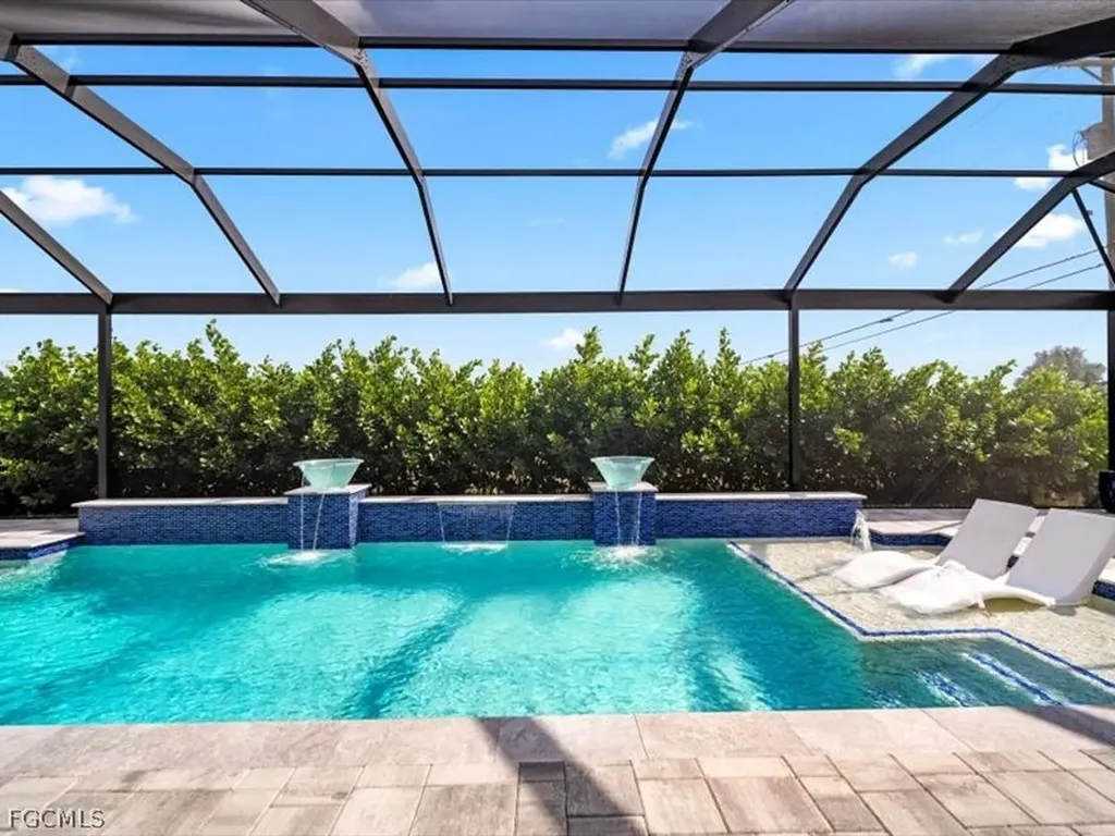 801 NW 38th Place Cape Coral FL 33993