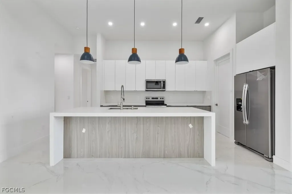 2903 NW 6th Terrace Cape Coral FL 33993