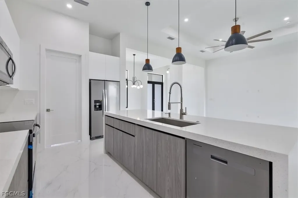 2903 NW 6th Terrace Cape Coral FL 33993