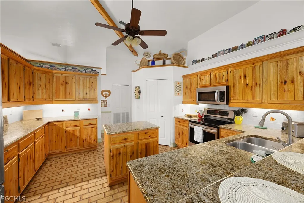 5960 Neal Road Fort Myers FL 33905