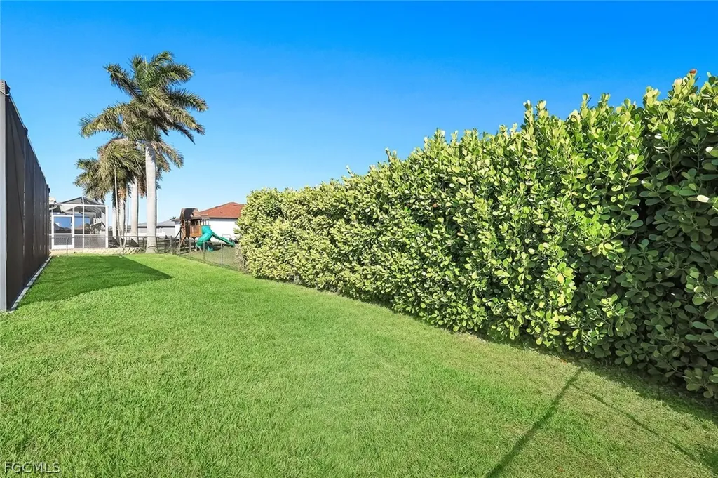 3405 NW 18th Street Cape Coral FL 33993