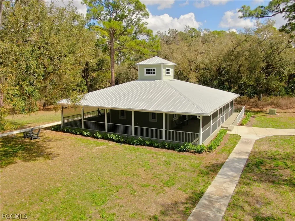 17777 Saddleback Loop North Fort Myers FL 33917
