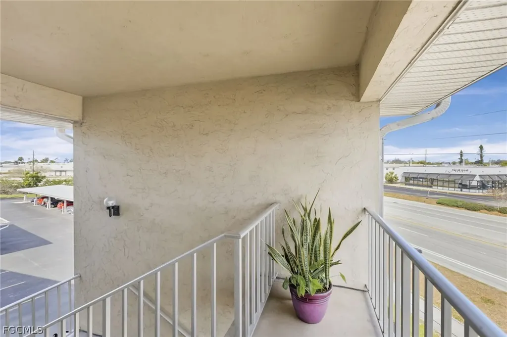 2244 Winkler Avenue Fort Myers FL 33901