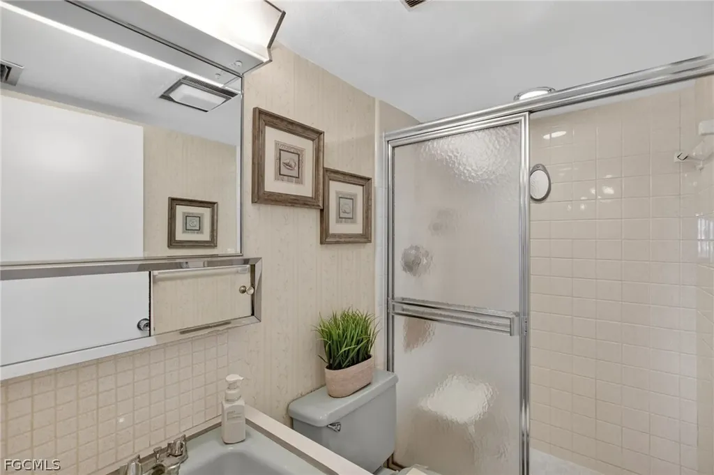 2244 Winkler Avenue Fort Myers FL 33901