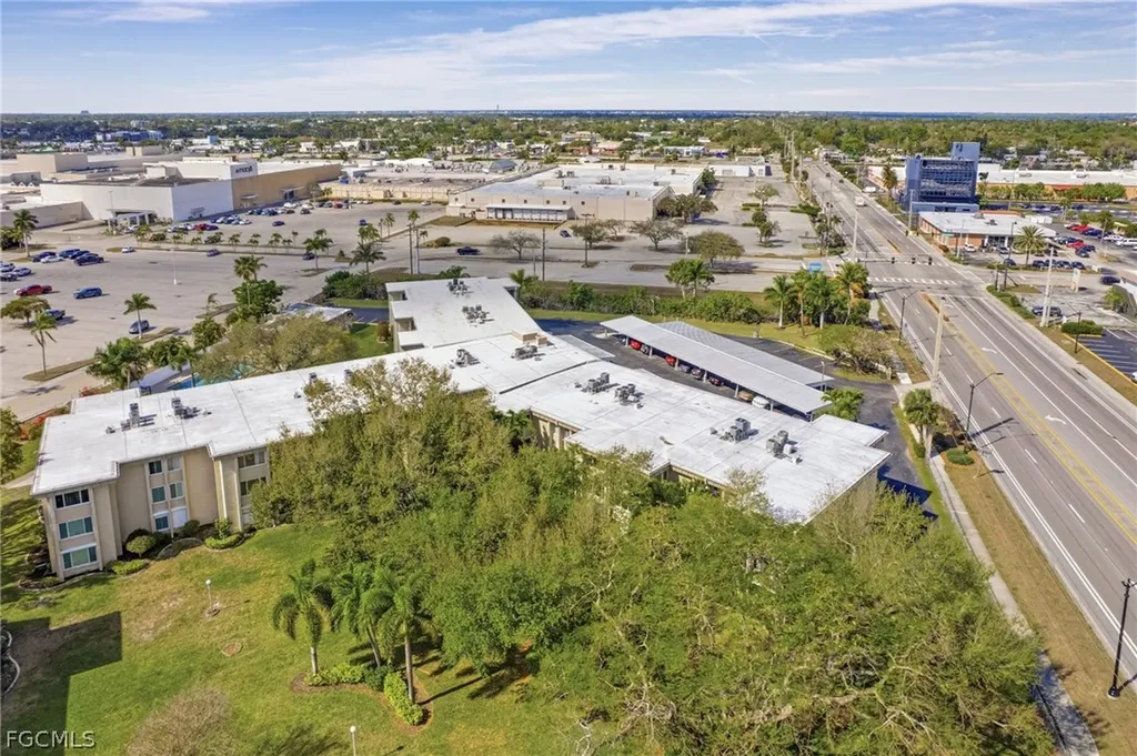 2244 Winkler Avenue Fort Myers FL 33901