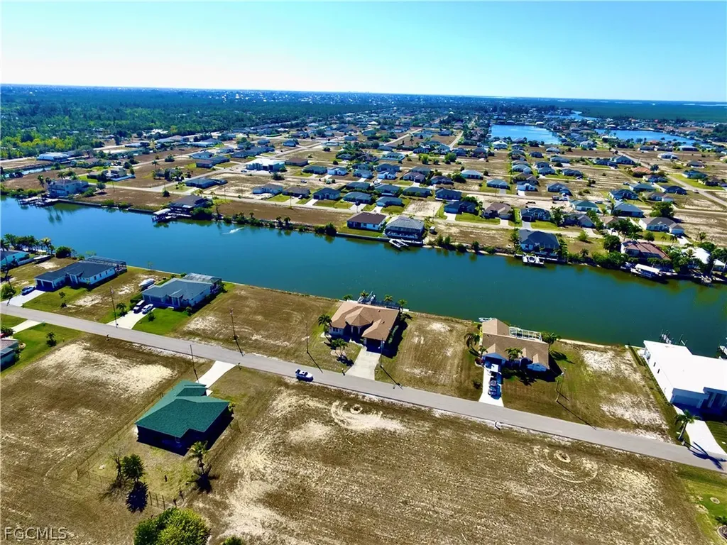 4220 NW 33rd Lane Cape Coral FL 33993