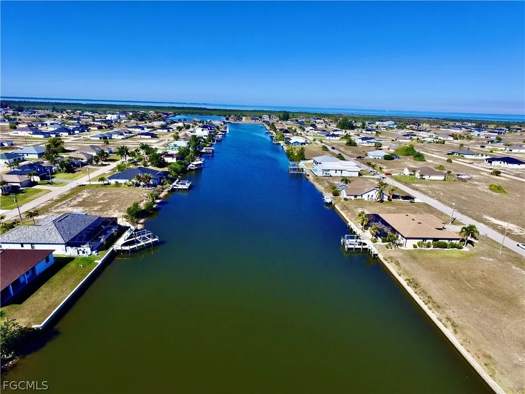 4220 NW 33rd Lane Cape Coral FL 33993