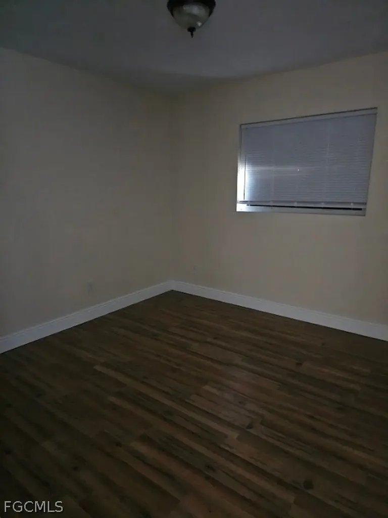 2825 E Cypress Avenue Fort Myers FL 33905