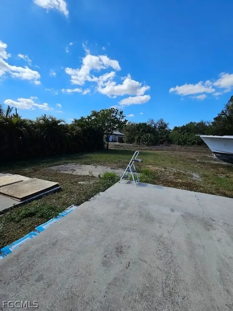 2825 E Cypress Avenue Fort Myers FL 33905