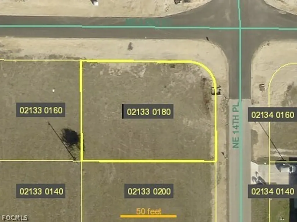 2216 NE 14th Place Cape Coral FL 33909