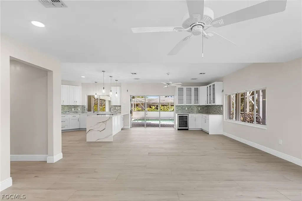896 Limpet Drive Sanibel FL 33957