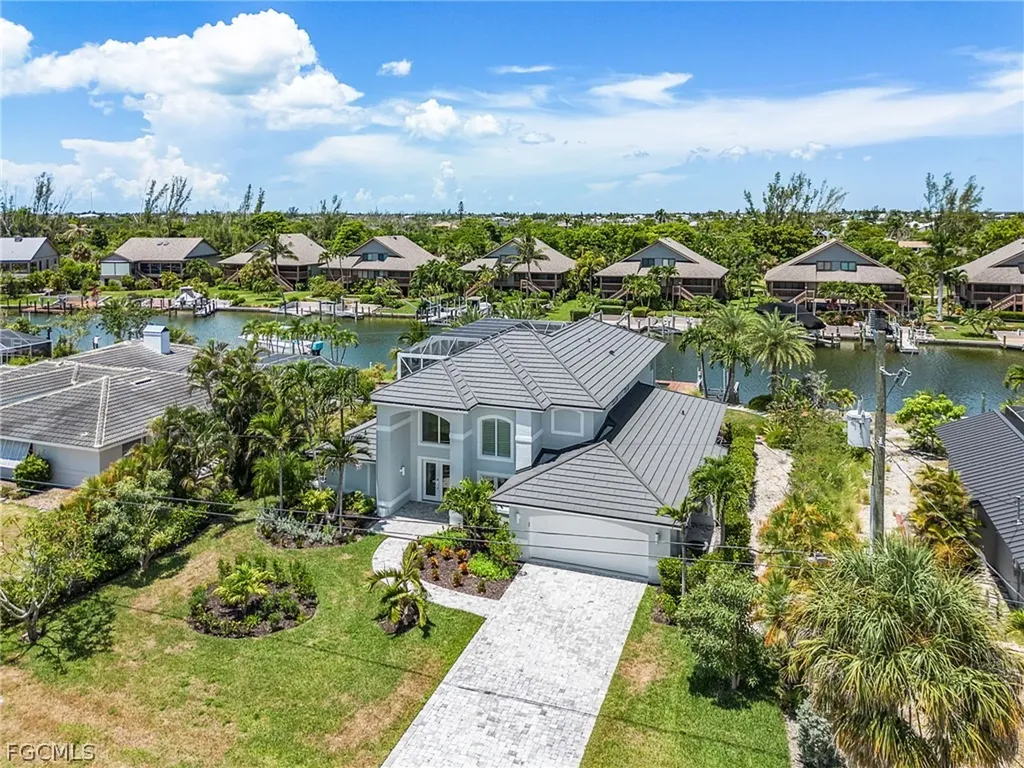 896 Limpet Drive Sanibel FL 33957