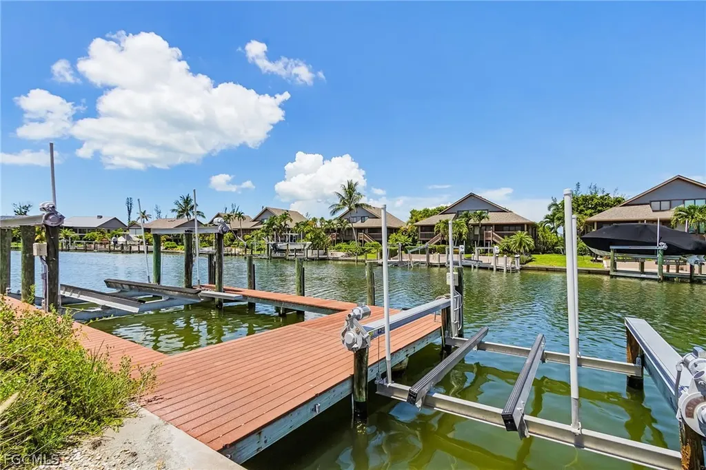 896 Limpet Drive Sanibel FL 33957