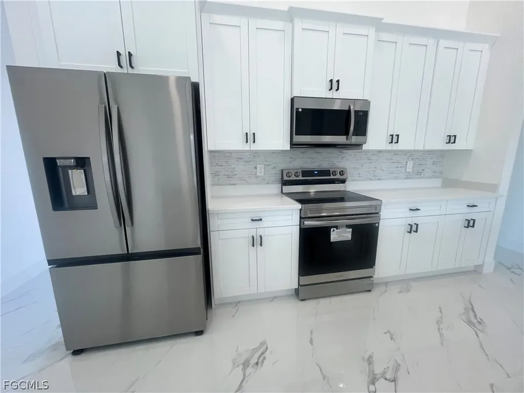 14070 Cedardale Street Fort Myers FL 33905