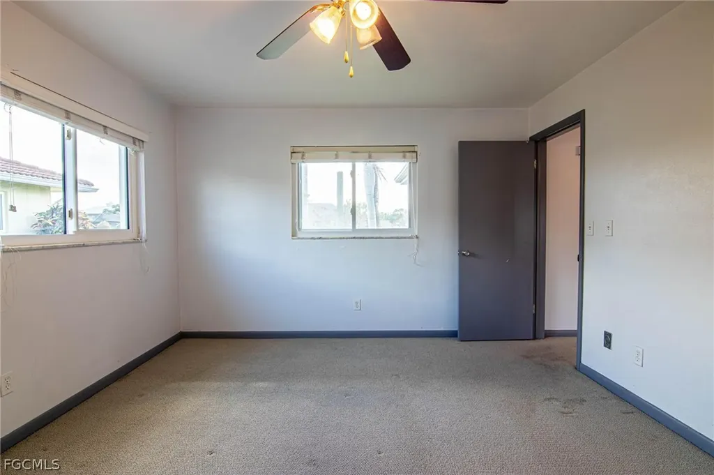 2112 Cornwallis Parkway Cape Coral FL 33904
