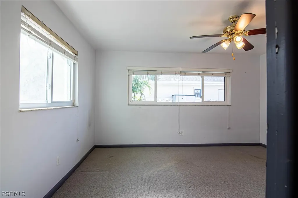 2112 Cornwallis Parkway Cape Coral FL 33904