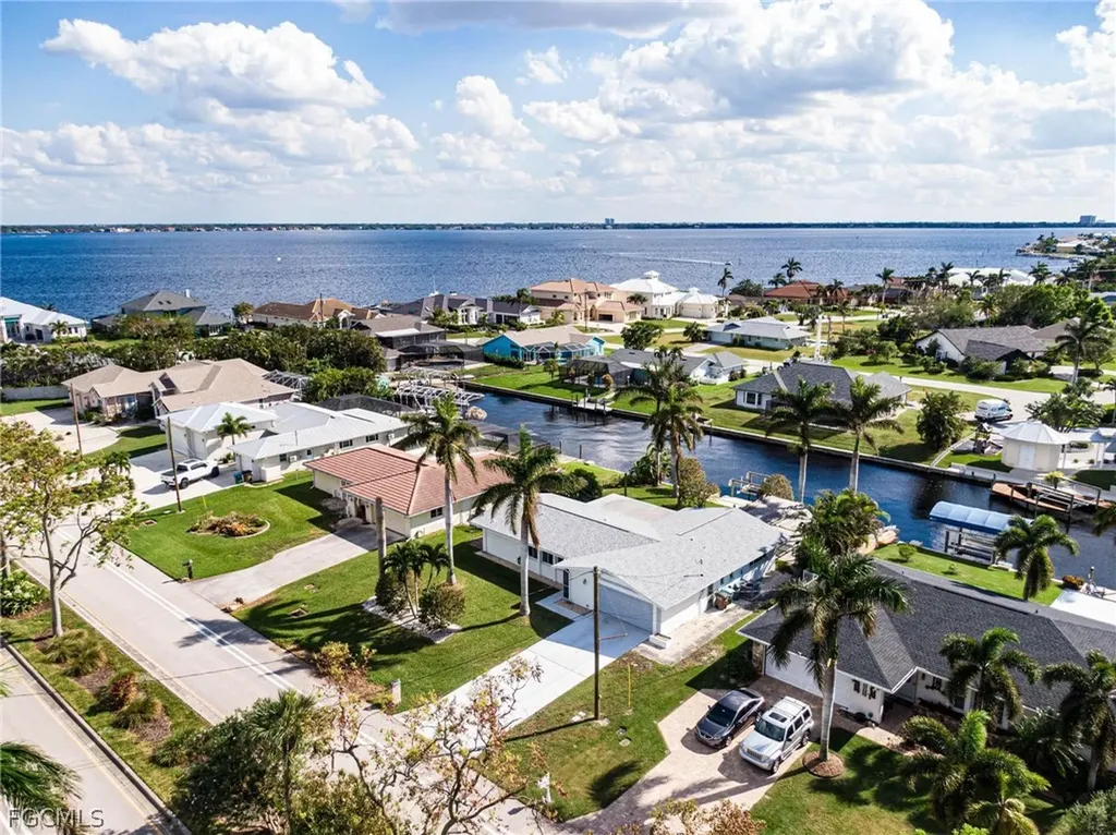 2112 Cornwallis Parkway Cape Coral FL 33904