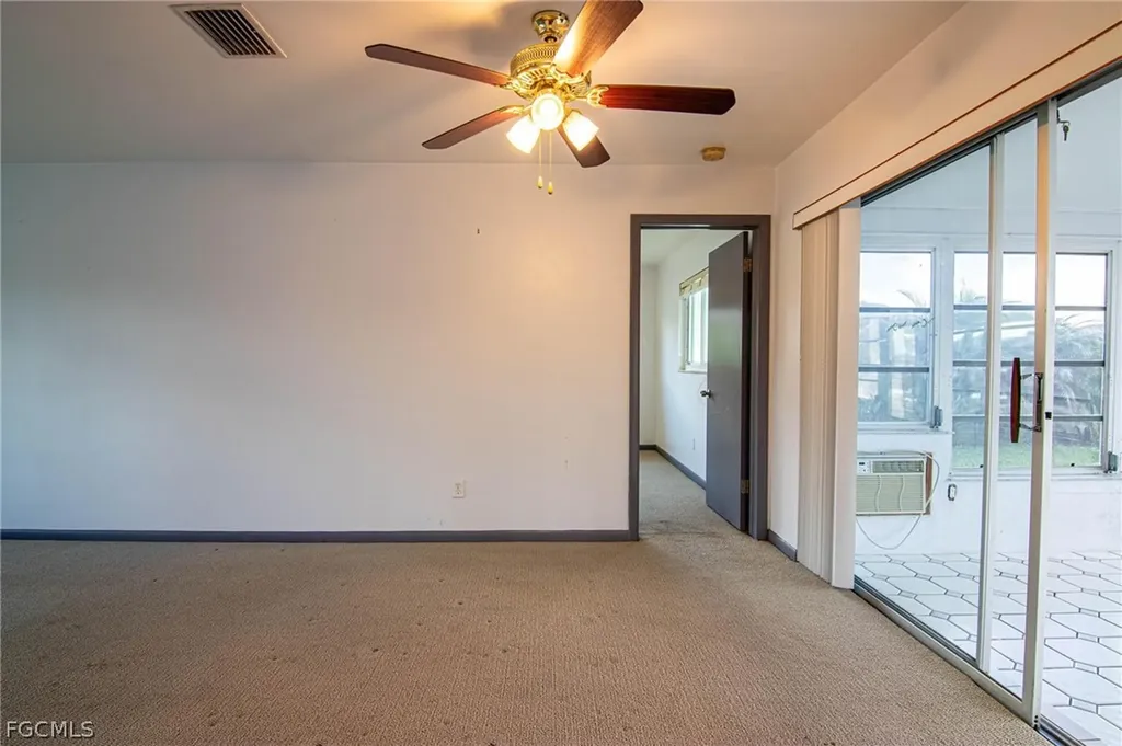 2112 Cornwallis Parkway Cape Coral FL 33904