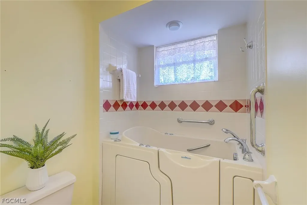 11480 Quail Village Way Naples FL 34119