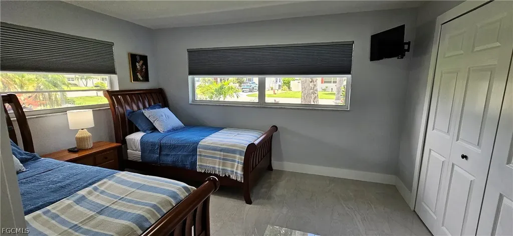 251 SE 46th Street Cape Coral FL 33904