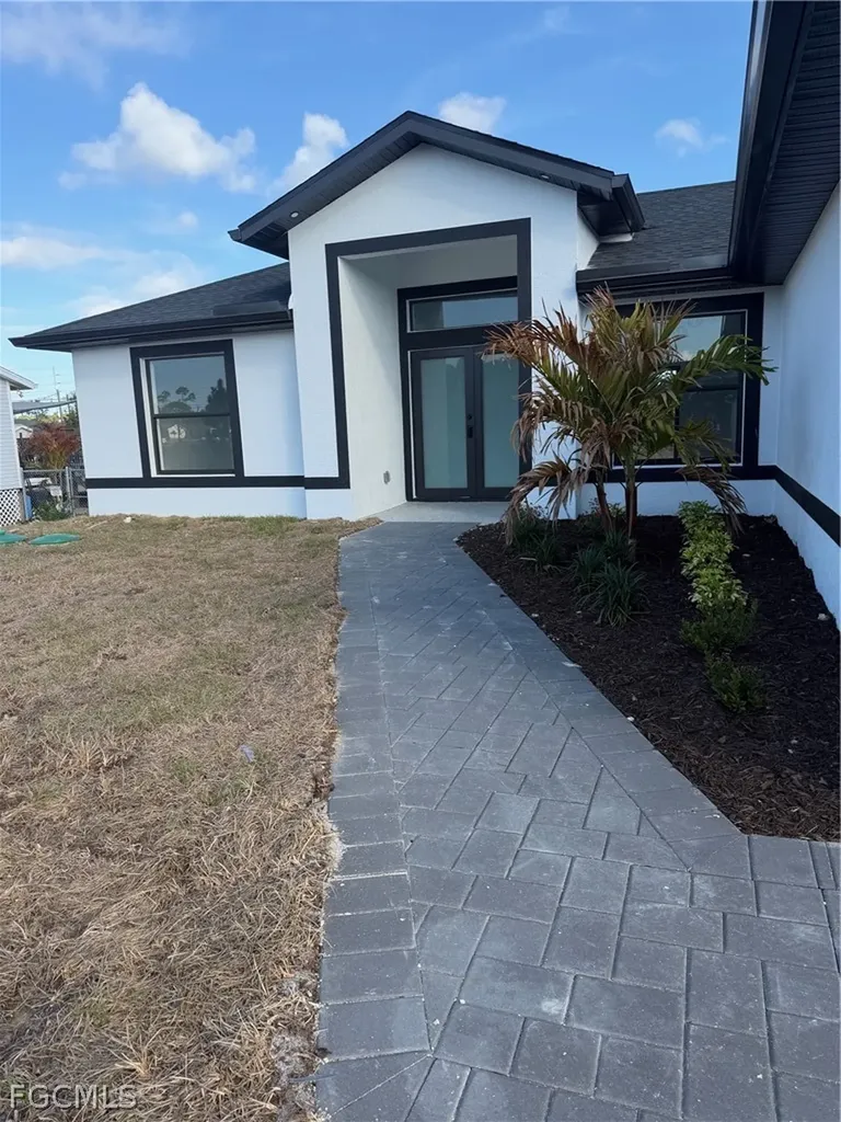 3816 2nd Street SW Lehigh Acres FL 33976