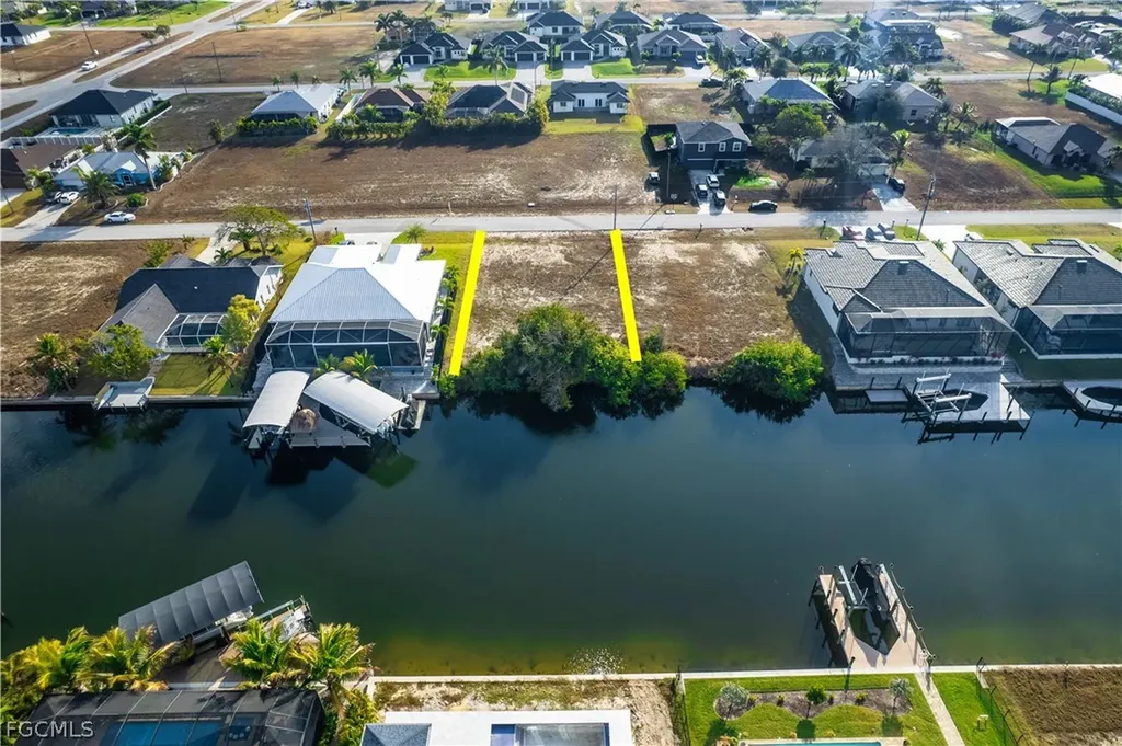 718 NW 37th Place Cape Coral FL 33993