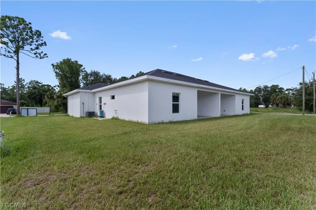 1601 E 7th Street Lehigh Acres FL 33972