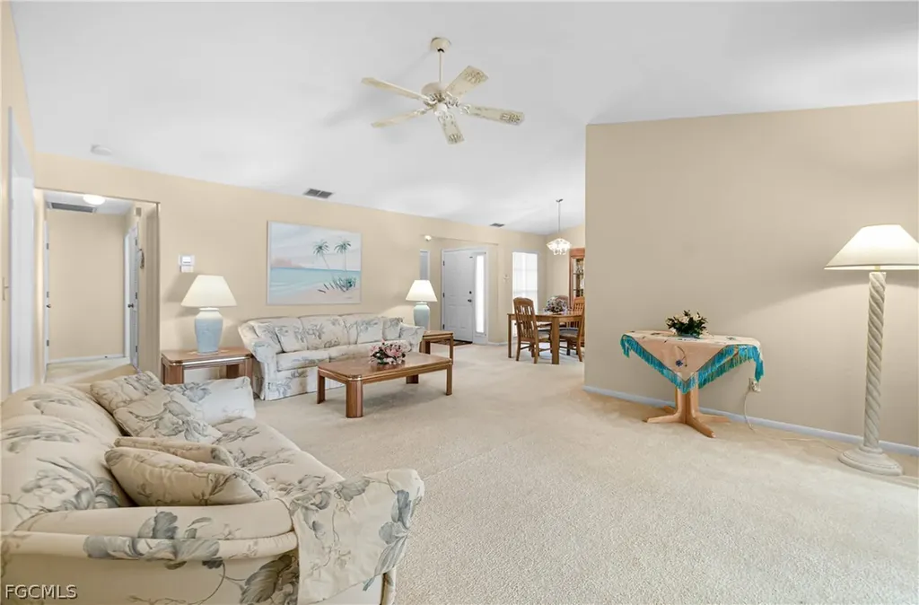9777 Oakcrest Court Lehigh Acres FL 33936