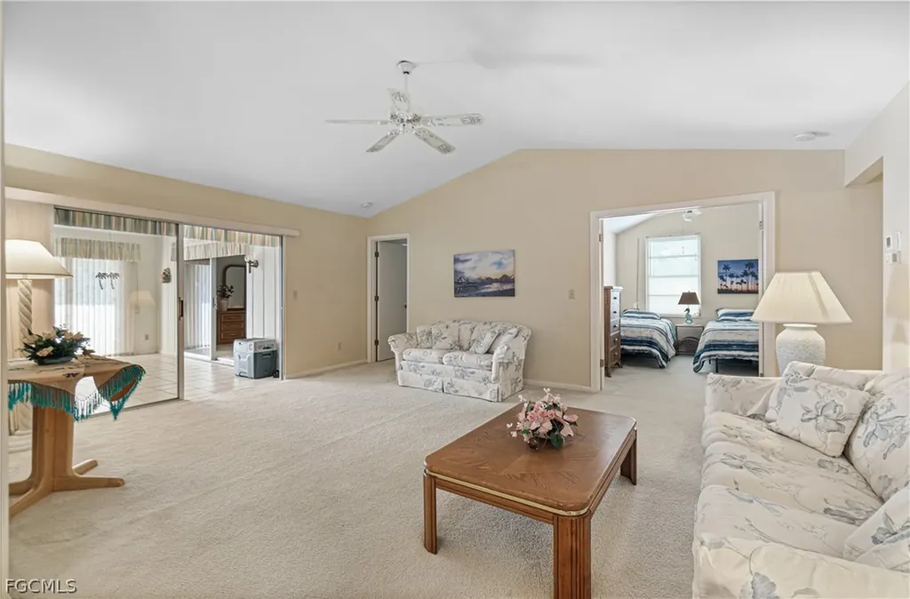 9777 Oakcrest Court Lehigh Acres FL 33936