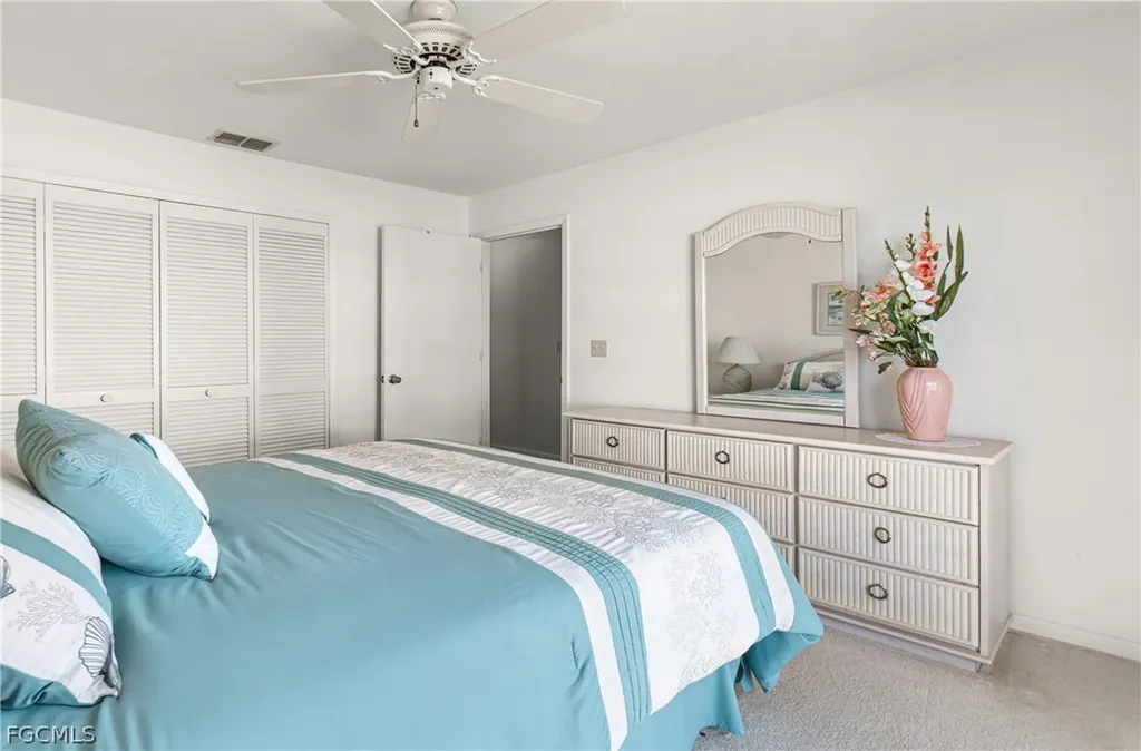 9777 Oakcrest Court Lehigh Acres FL 33936