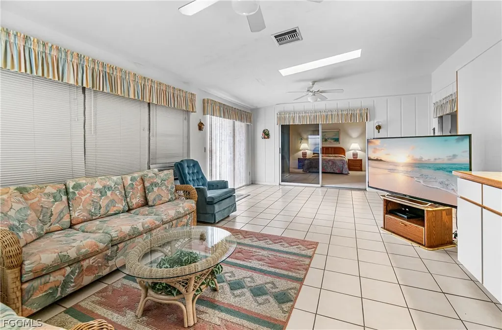 9777 Oakcrest Court Lehigh Acres FL 33936