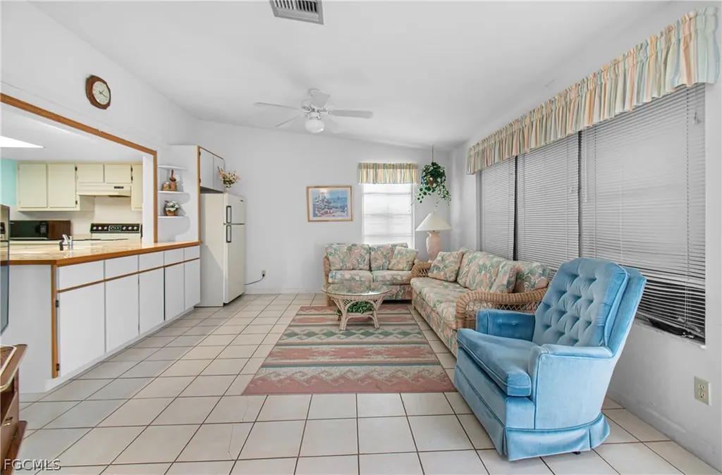 9777 Oakcrest Court Lehigh Acres FL 33936