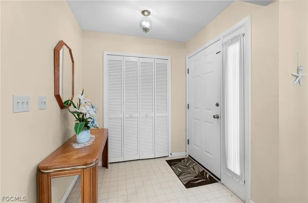 9777 Oakcrest Court Lehigh Acres FL 33936
