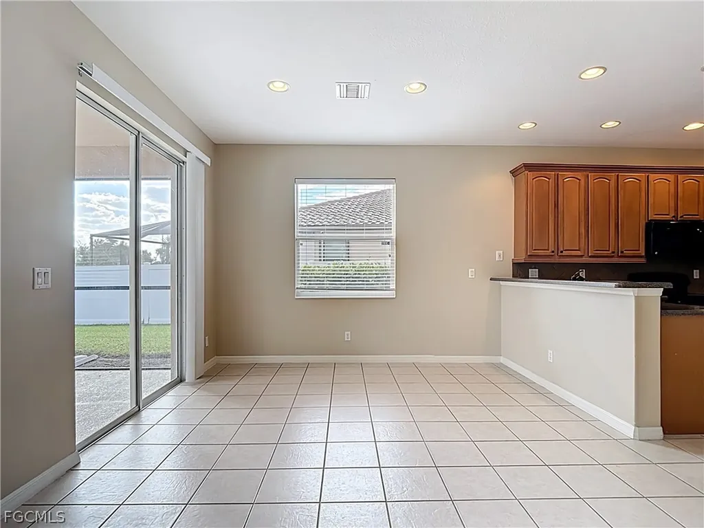 2798 Via Piazza Loop Fort Myers FL 33905