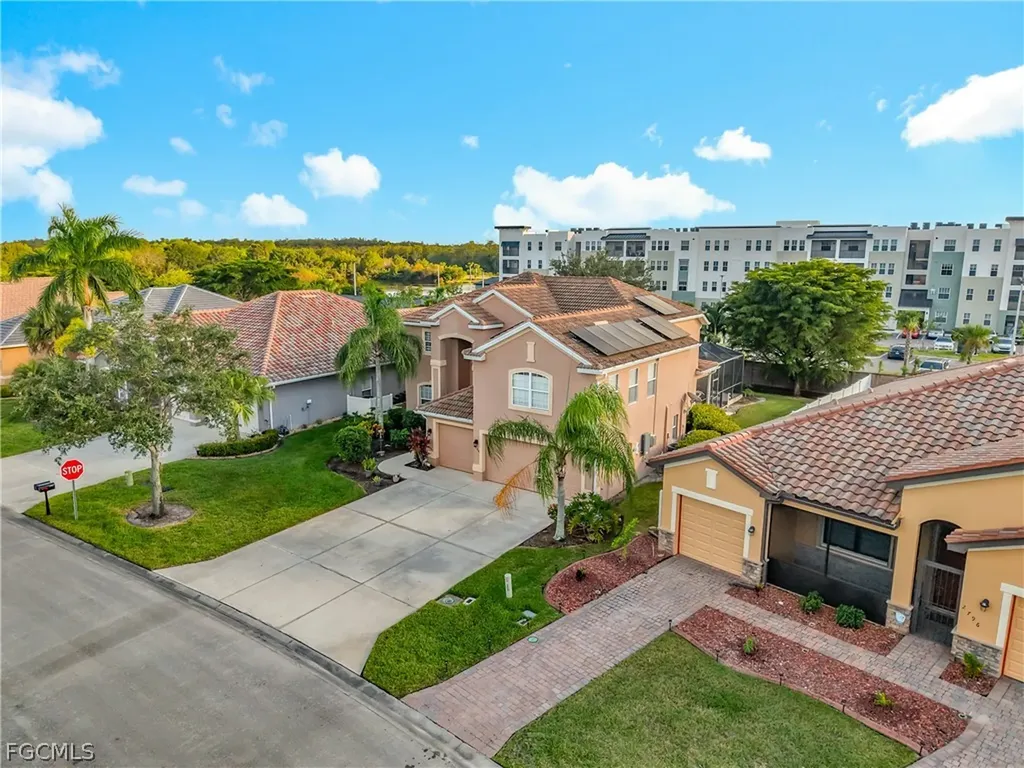 2798 Via Piazza Loop Fort Myers FL 33905