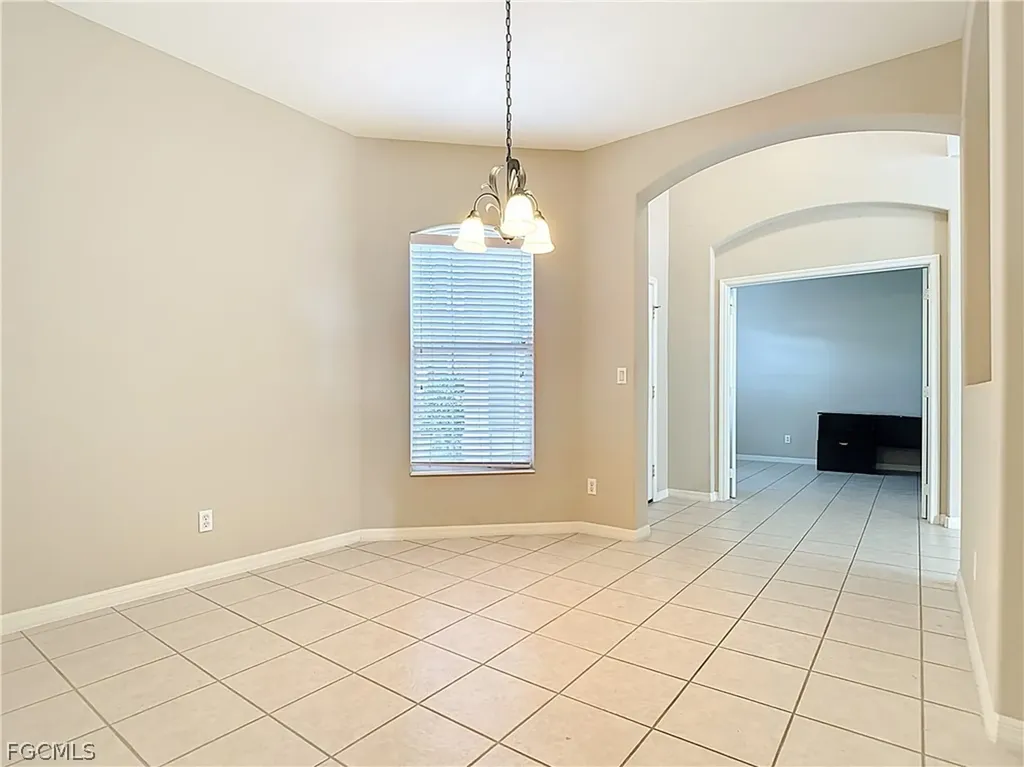 2798 Via Piazza Loop Fort Myers FL 33905