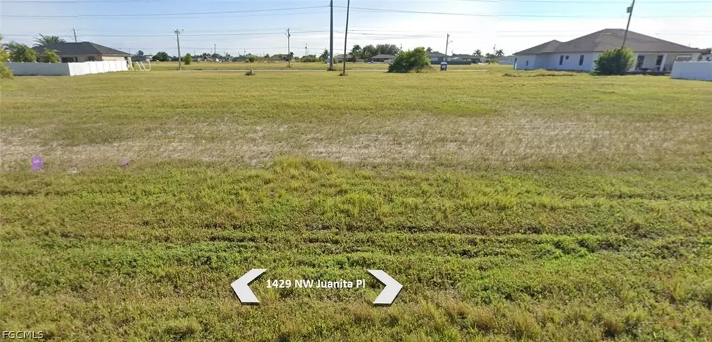 1429 NW Juanita Place Cape Coral FL 33993